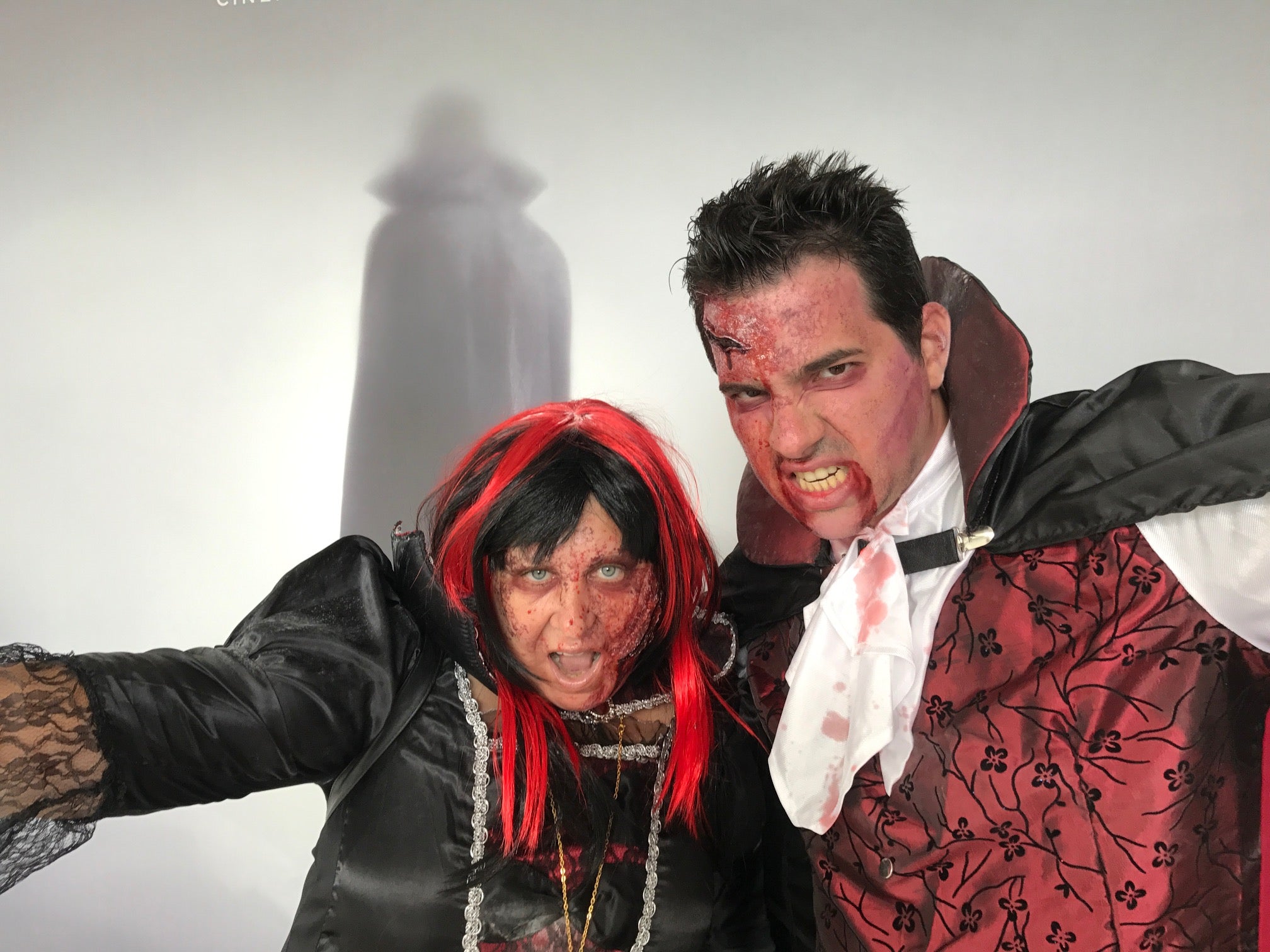 Dràcules zombies... Quina bella barreja