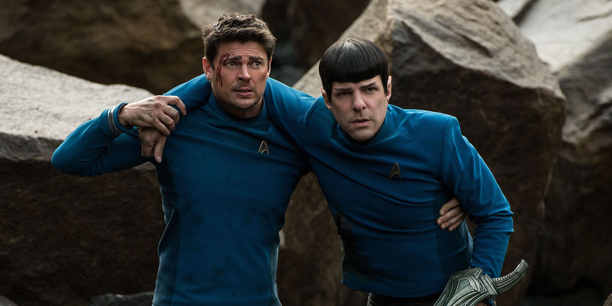 Star-Trek-Beyond-Karl-Urban-Bones-Zachary-Quinto-Spock