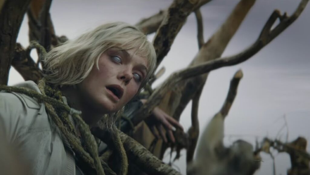 Predator-Badlands-Elle-Fanning-